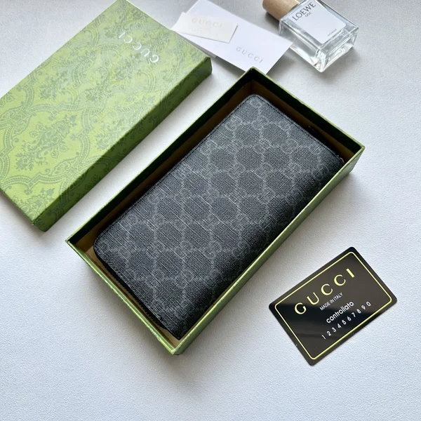 GUCCI 長財布