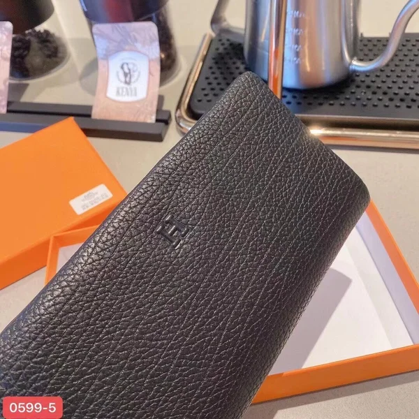 hermes 長財布 ビジネス風