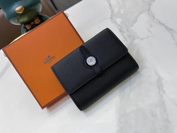 HERMES レザー財布 レディース