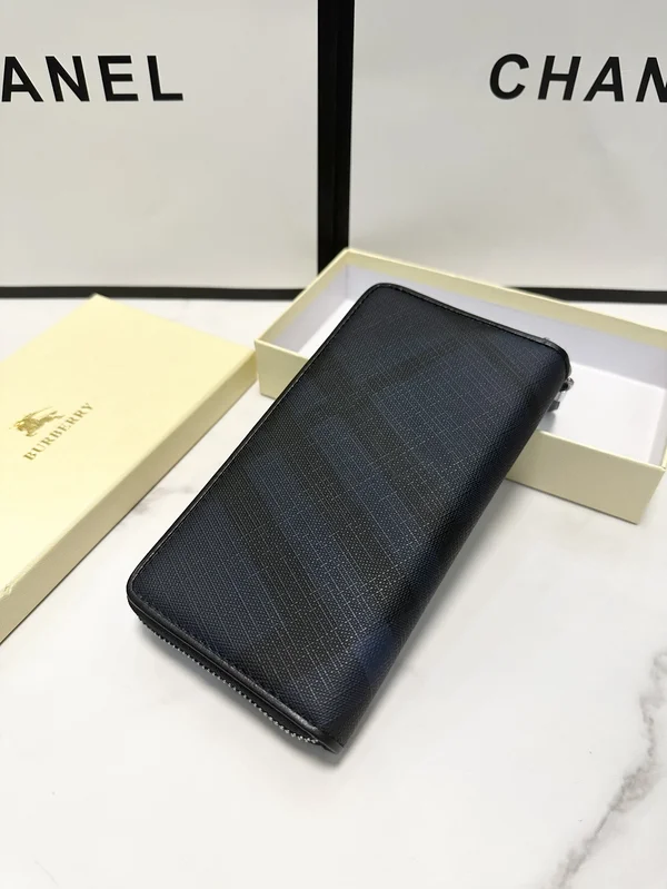 バーバリー 牛革 長財布