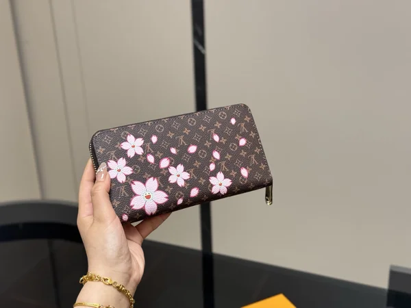 ルイヴィトン 長財布 マルチカラー