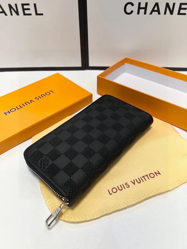 LOUIS VUITTON 長財布 黒