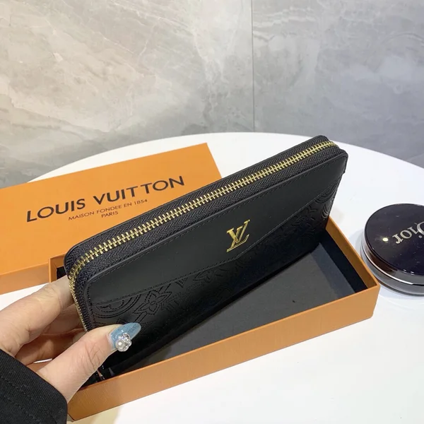 LV ラウンドファスナー 長財布 コピー