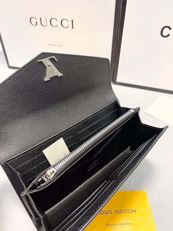 ヴィトン財布 カーフレザー