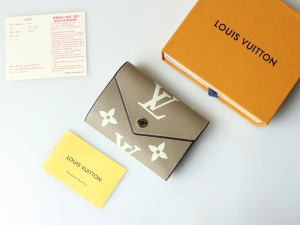 ルイヴィトン 財布 M81861