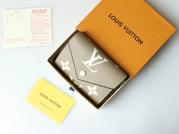 ルイヴィトン 財布 スーパーコピー