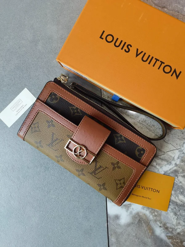 ルイヴィトン ドーフィーヌ ジッピー ウォレット