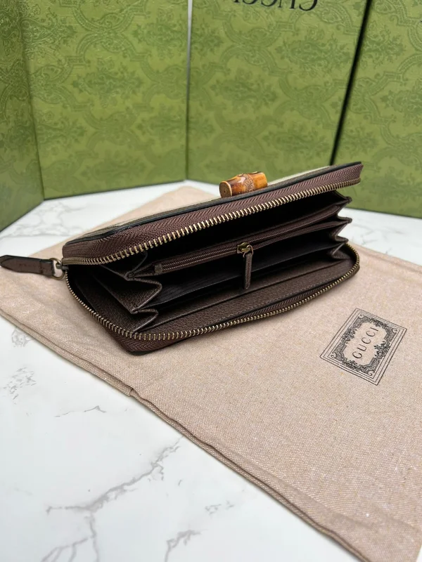 グッチ コンチネンタル ウォレット