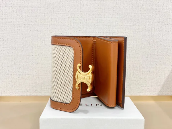 セリーヌ ミニ財布 レディース