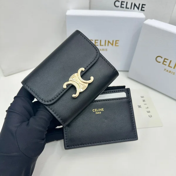 CELINE スモールフラップウォレット