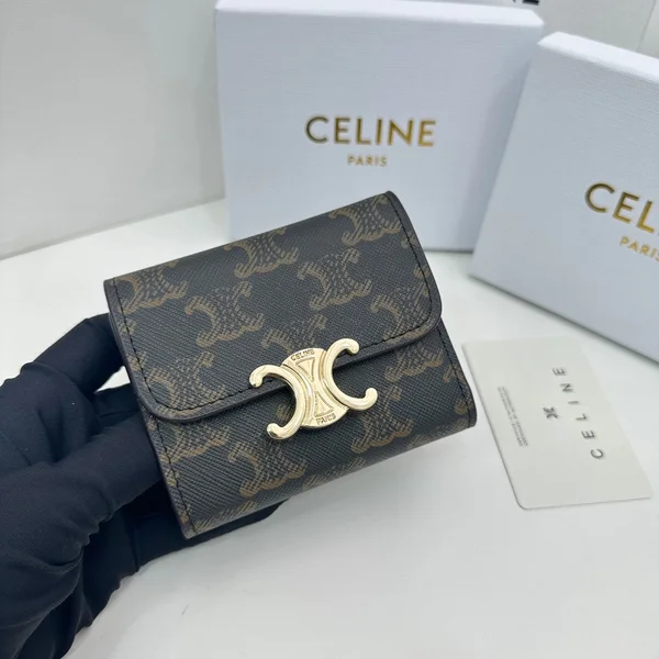 CELINE コンパクト財布