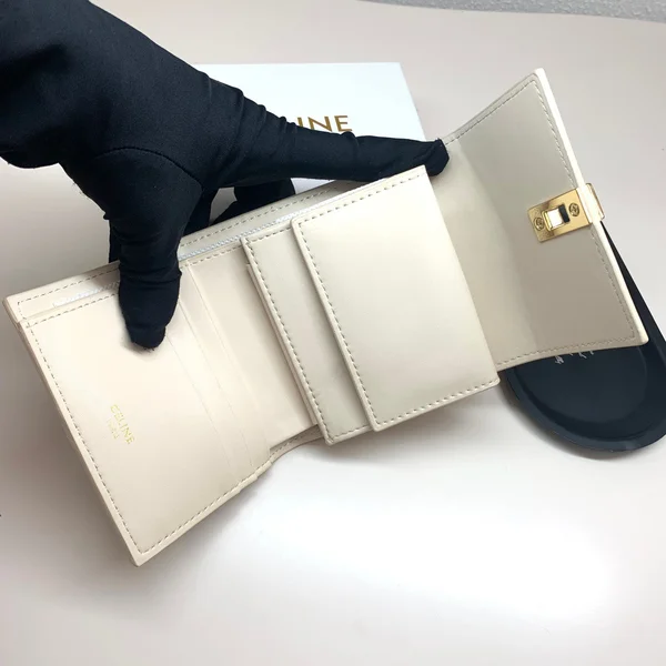 セリーヌ 財布 カーフレザー