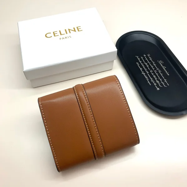 CELINE セーズ 16 財布