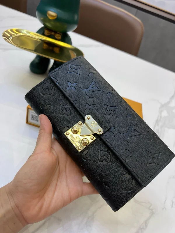 ヴィトン 長財布 メティス