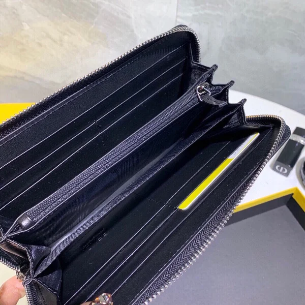 FENDI 長財布 ブラック