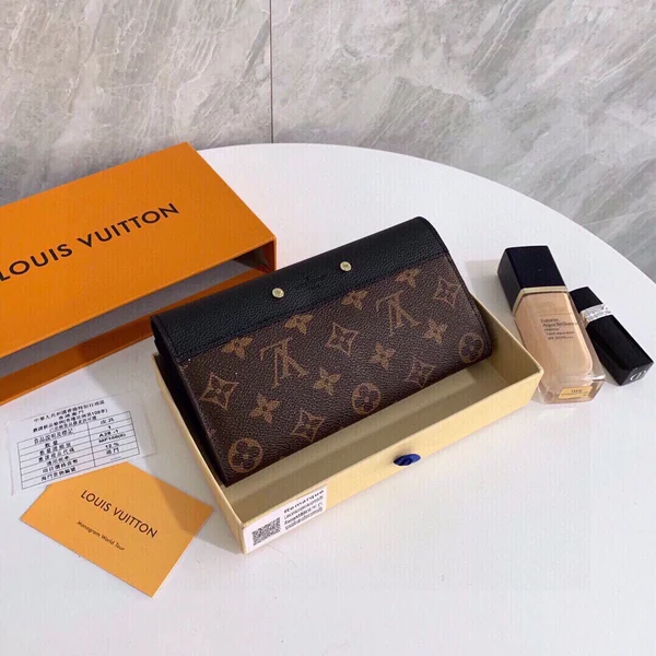 VUITTON 長財布 バイカラー