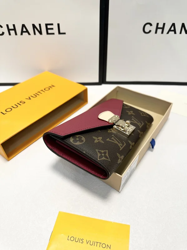 ルイヴィトン ポルトフォイユ