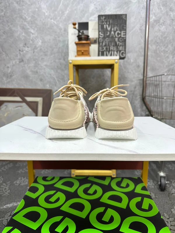 ドルチェアンドガッバーナ スニーカー ファッション