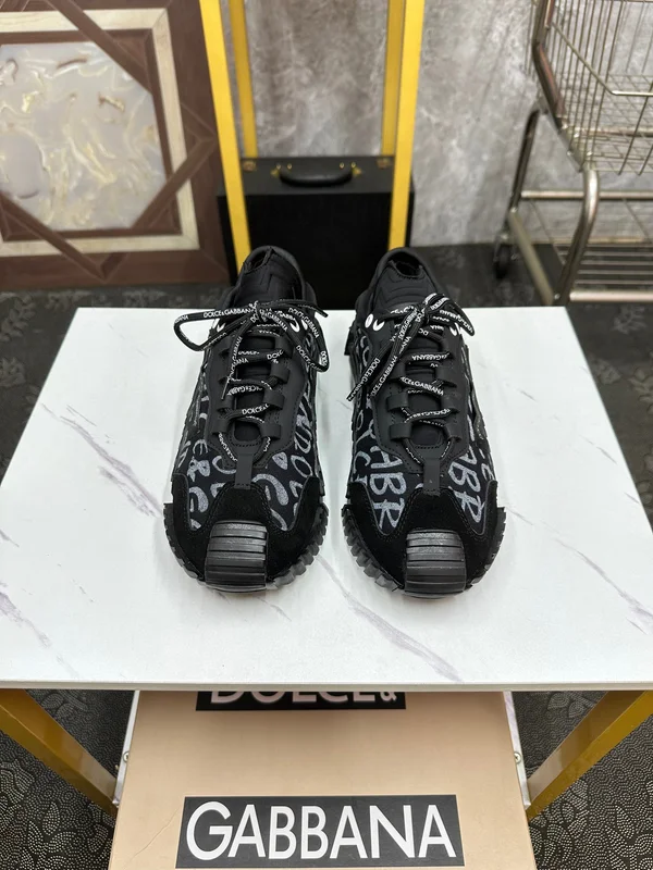 DOLCE & GABBANA スニーカー ブラック