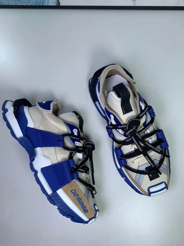 ハイブランドスニーカー