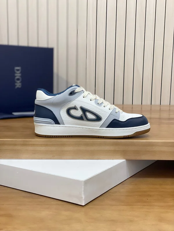ディオール B57スニーカー