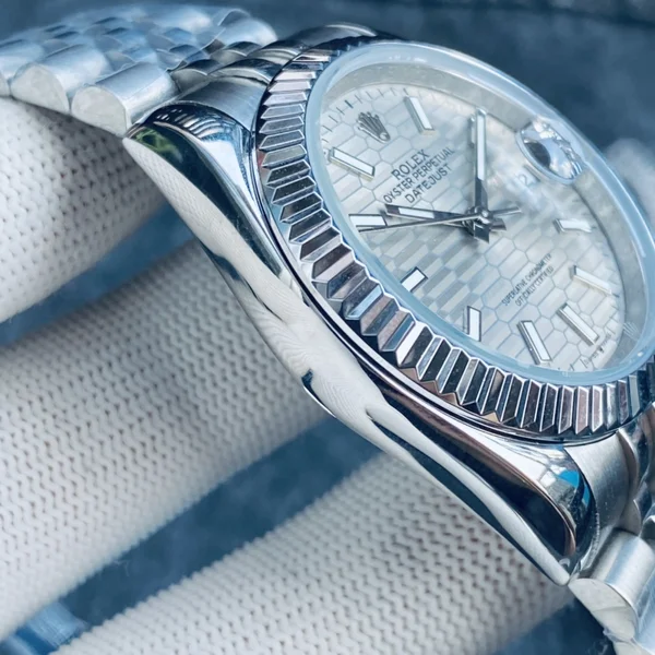 ロレックス アウトレット