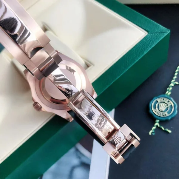 ロレックス 時計 エバーローズゴールド