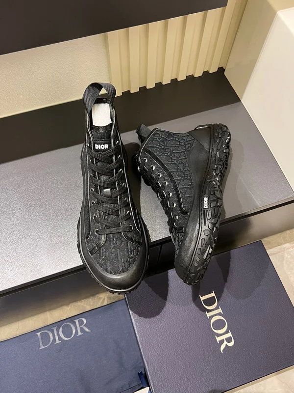 DIOR B28ハイカット スニーカー