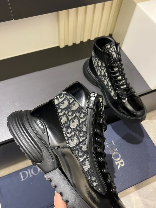DIOR Combat ショートブーツ