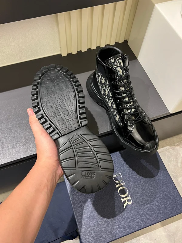 ディオール オブリーク ショートブーツ