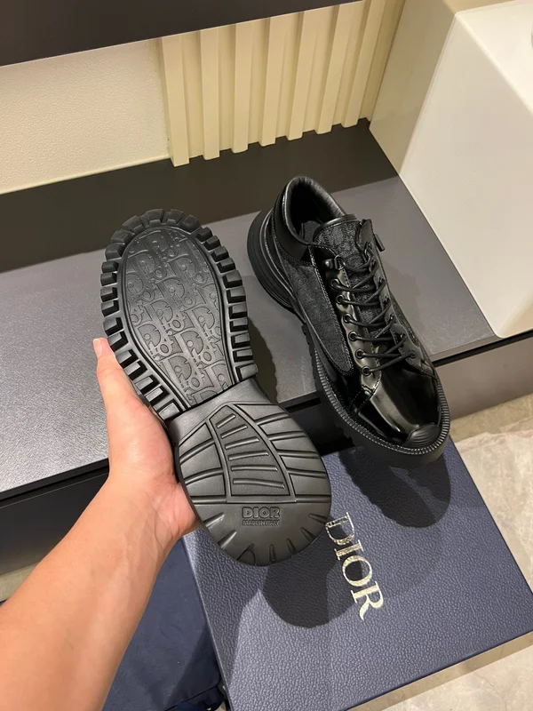 ディオール シューズ コピー