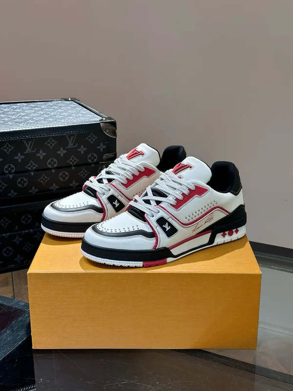 ルイヴィトン メンズシューズ 鋲飾り