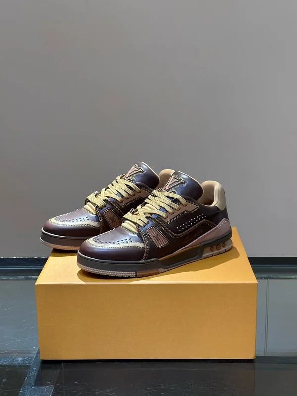 ルイヴィトン メンズシューズ チャーム