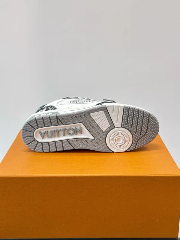 ルイ・ヴィトン 靴 メンズ