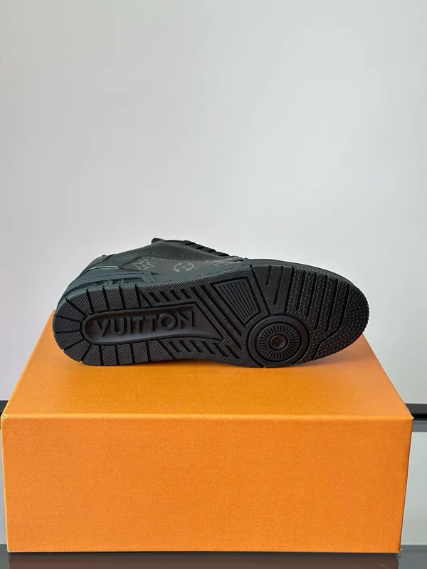 LV トレイナー マキシ スニーカー 黒