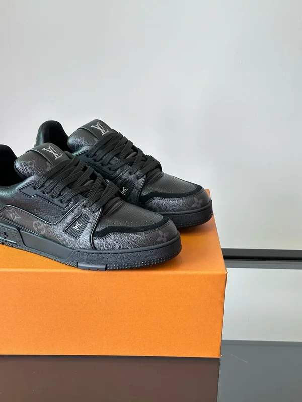 ルイヴィトン シューズ コピー