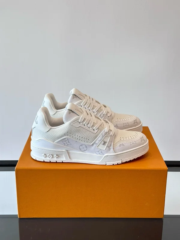 ルイヴィトン シューズ コピー