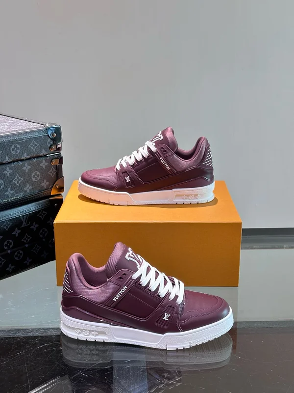 ルイヴィトン スニーカー 牛革