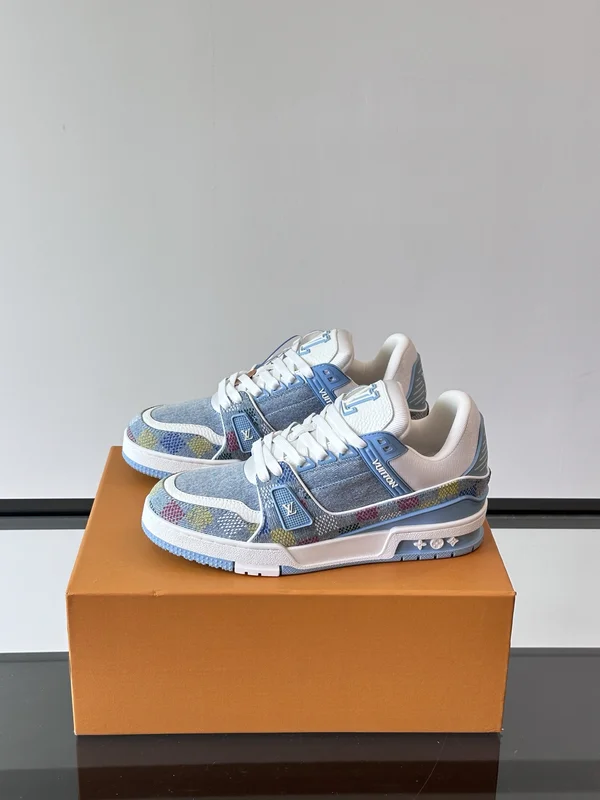 ルイヴィトン ダミエ スニーカー