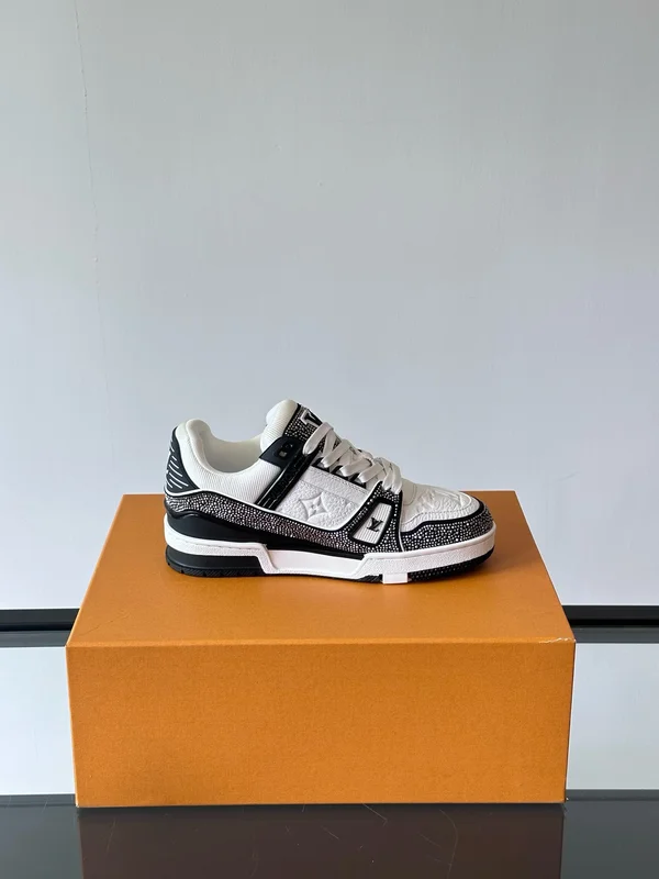 ルイヴィトン 靴 キラキラ