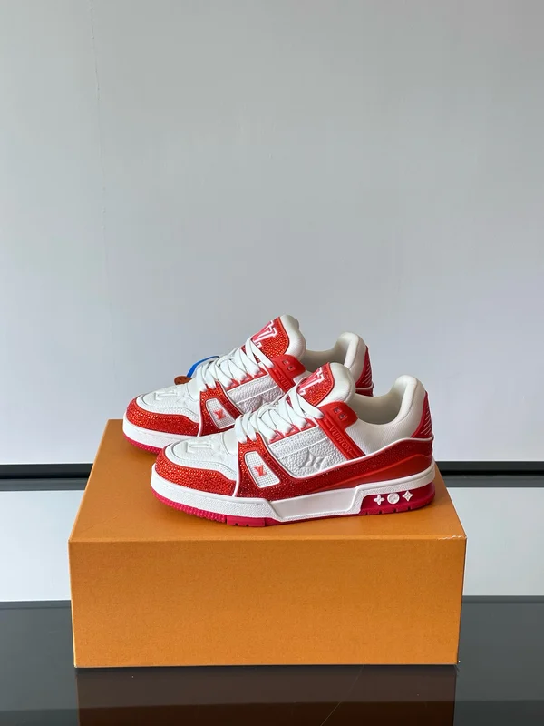 ルイヴィトン トレイナー スーパーコピー