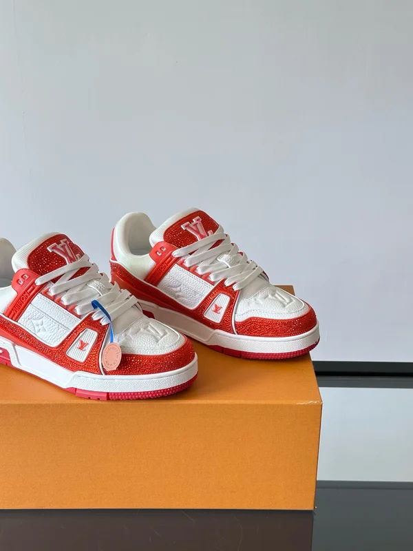 LV クリスタル スニーカー