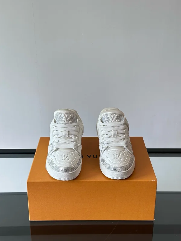 LV クリスタル スニーカー