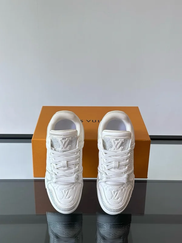 Vuitton 靴 激安通販