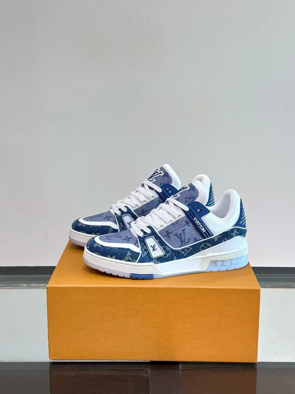 Vuitton 靴 激安通販