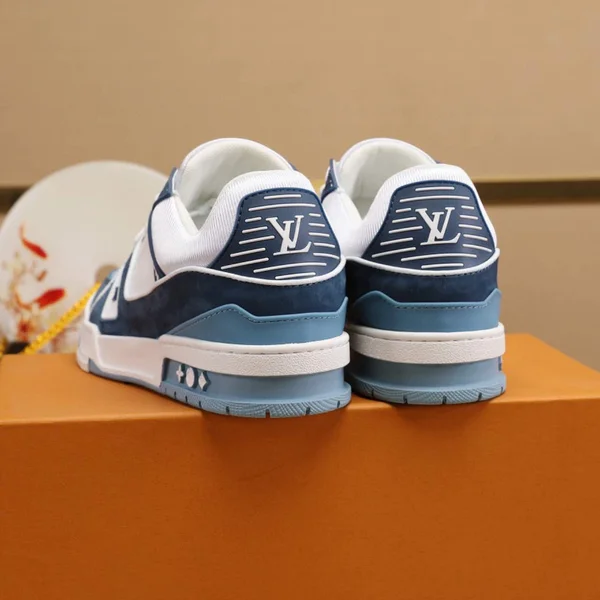 ルイヴィトン トレイナー スニーカー