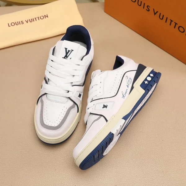 ルイヴィトン 男性 ジョギングシューズ