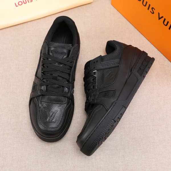 ルイヴィトン 運動靴 晴雨兼用