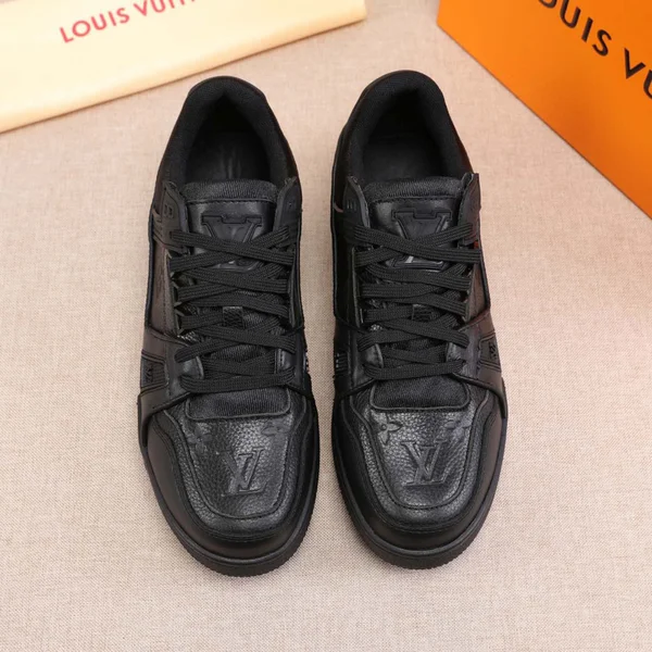 ルイヴィトン スポーツシューズ ブラック
