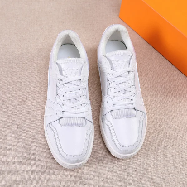 ルイヴィトン トレイナー スニーカー